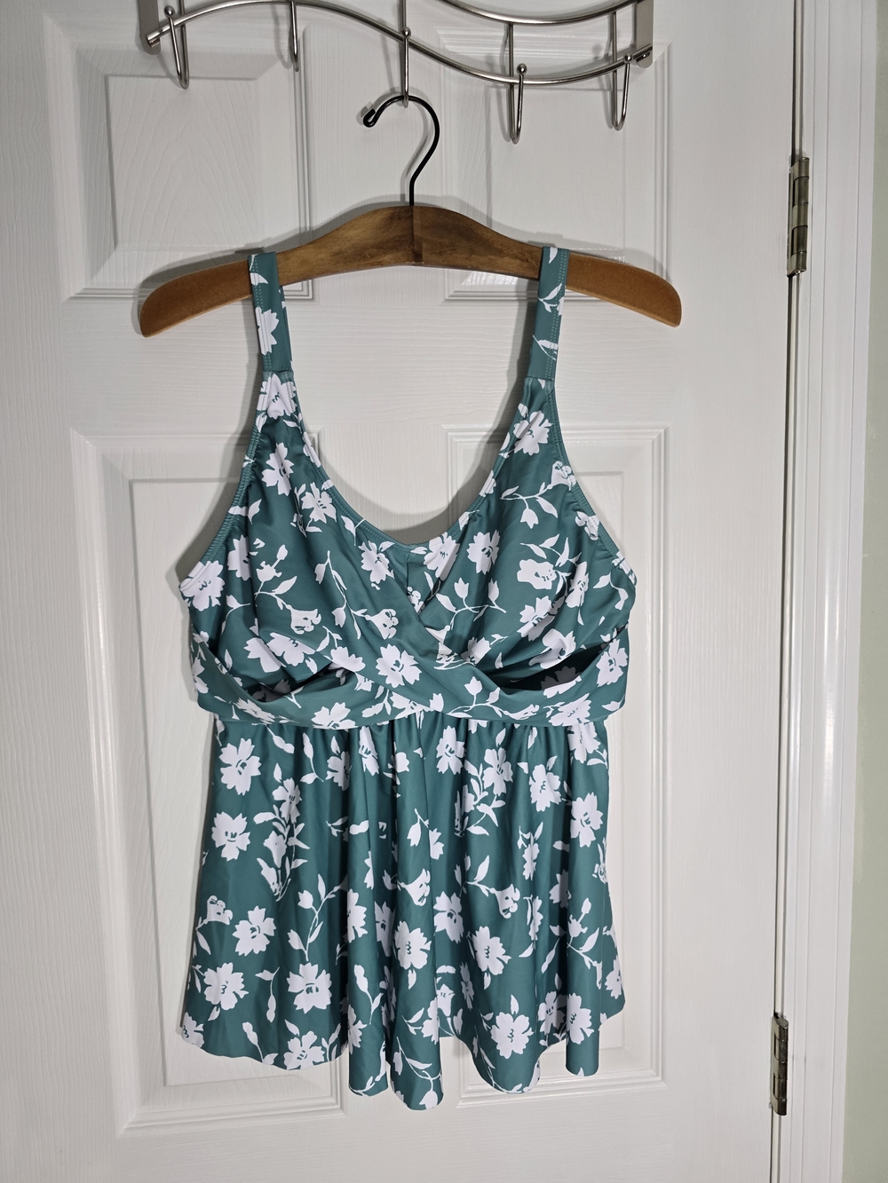 BloomChic Mint Green and White Floral Swim Top Coastal Beach Resort